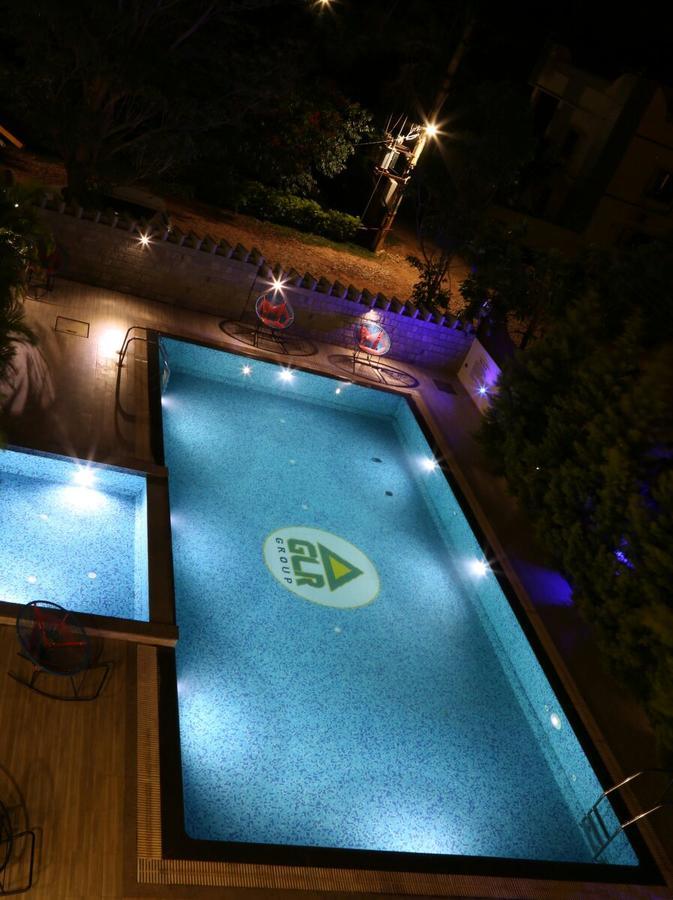 Golds Club & Resort Bayappanhalli Extérieur photo