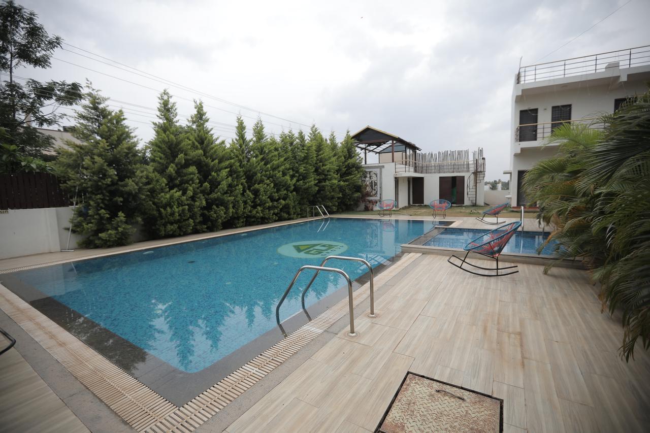 Golds Club & Resort Bayappanhalli Extérieur photo